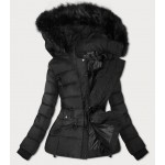Krátka dámska zimná bunda s kapucňou čierna (B9539)